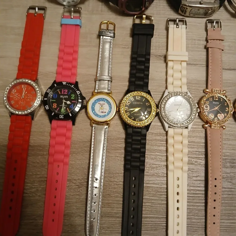 Huge Watch Lot of 40+ Mixed Brands Vintage & Modern Parts/Repair Untested-Box D5